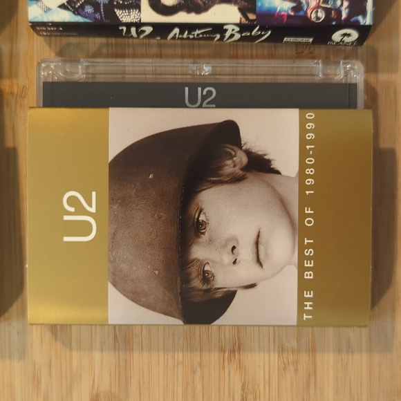 U2 greatest hits in 4 vintage cassette tapes - Picture 2 of 5
